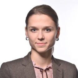Yana Kalmykova